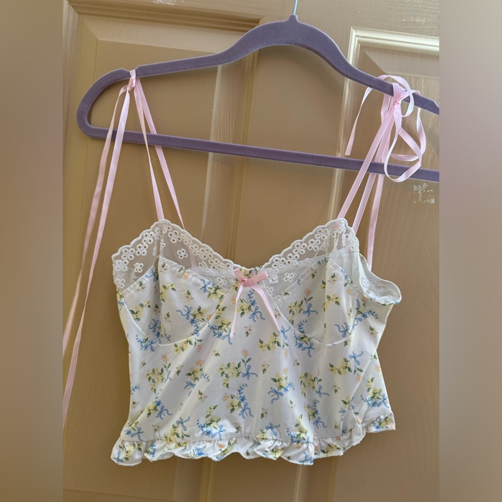 White floral cami with pink ribbon, adjustable straps #floralcamisole